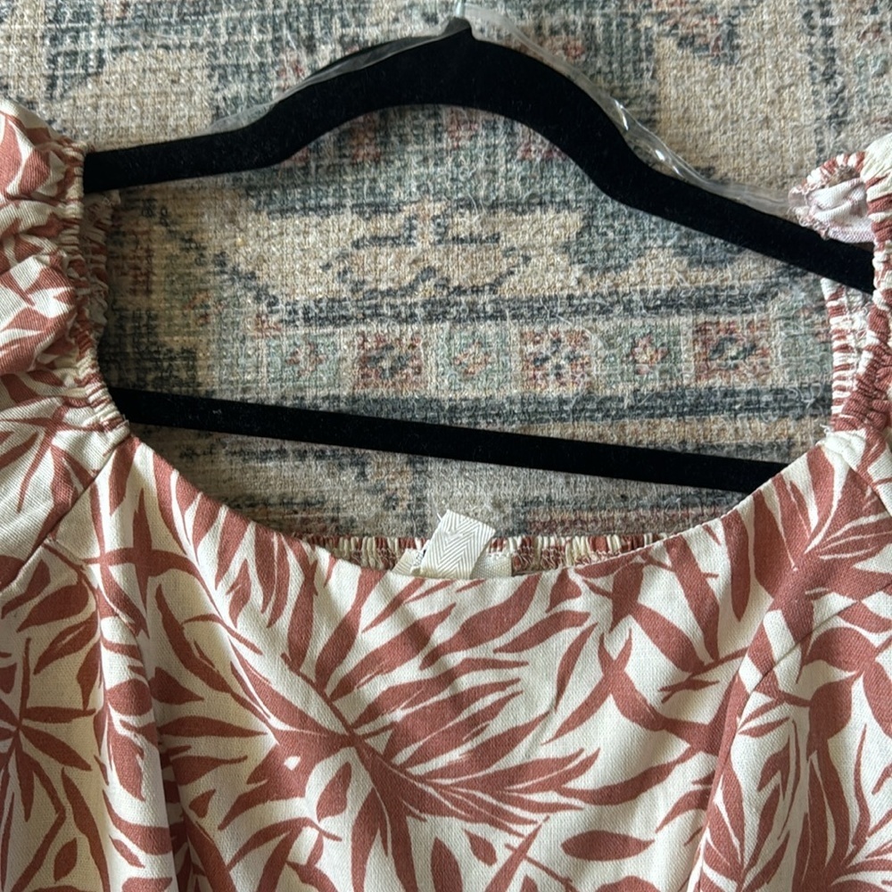 Privy square neckline from buckle - Picture 2 of 6